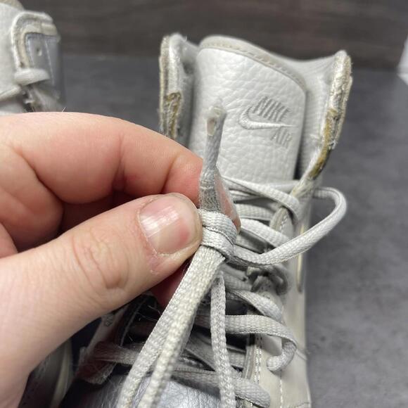 Air Jordan 1 Shoes Kids Size 6Y GS Co JP Metallic Silver Tokyo 575441-029 - Picture 9 of 12